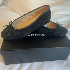 Chanel black suede quilted ballerina flat
